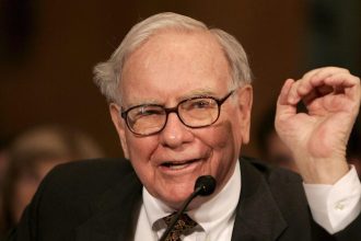 Warren Buffett’s 5 Best Money Tips To Have a Successful 2026