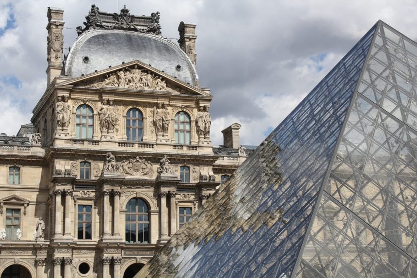 Water Leak at Louvre Museum Damages Hundreds of Books