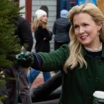 What You’ll Find in (Almost) Every Hallmark Holiday Movie: Santa, More