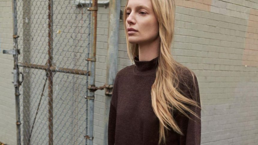 The 19 Best Matching Lounge Sets for Travel