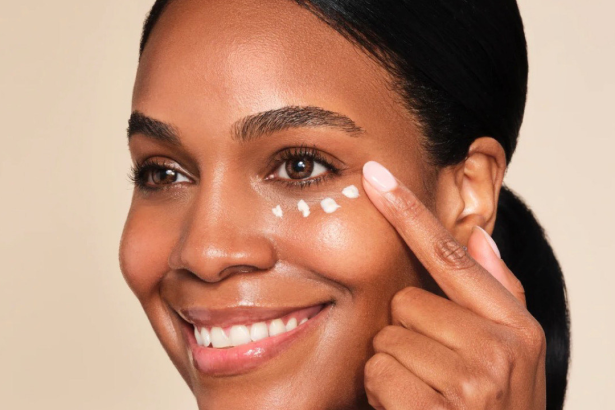 How to Brighten Eyes Naturally