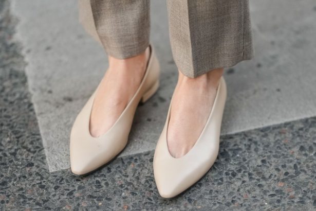 15 Stylish and Supportive Everyday Shoes With Cloud‑Soft Comfort