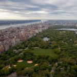 2 robbed of cell phones in pair of NYC stick-ups down block from Central Park: cops