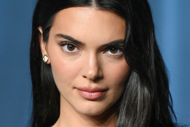 Kendall Jenner Has Something To Say About Those Plastic Surgery Breakdown Videos