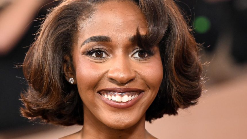 All I Want in 2026 Is a Forehead Curl