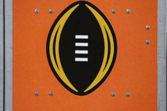 AT&T Taps Kirk Herbstreit for ‘Clutch Calls’ During College Football