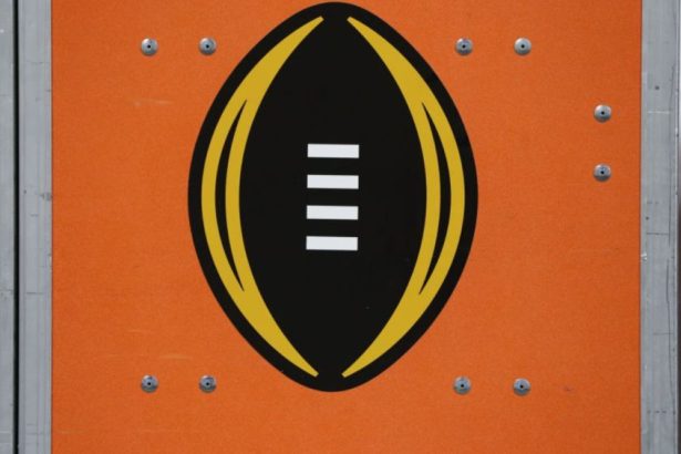 AT&T Taps Kirk Herbstreit for ‘Clutch Calls’ During College Football