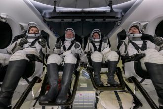 Astronauts Return to Earth in First ISS Medical Evacuation