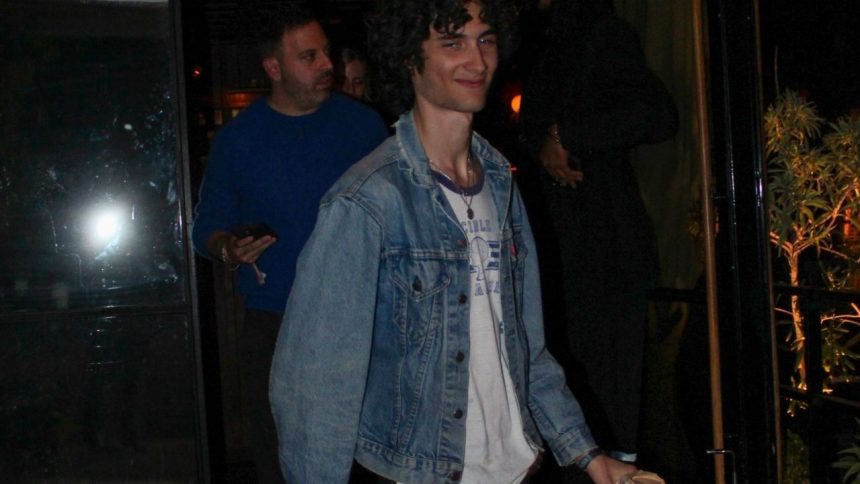 Taylor Swift’s Sourdough Bread Is the Hottest Accessory of 2026 So Far