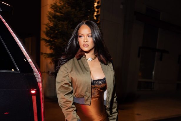 Rihanna, Known Fashion Maximalist, Loves This Minimalist Mani Trend