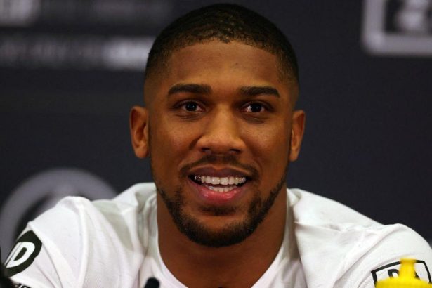 Boxing Icon Hit by Wild Double Assassination Theory After Friends Died