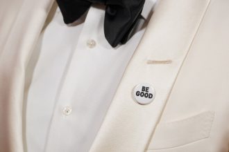Celebrities wear pins protesting ICE at the Golden Globes : NPR