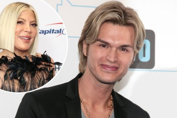 Celebrity Hairstylist Kim Vo Dead, Tori Spelling Pays Tribute to Late Star