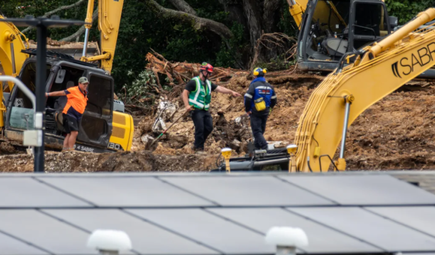 Council staff visited deadly landslide site hours before: camper