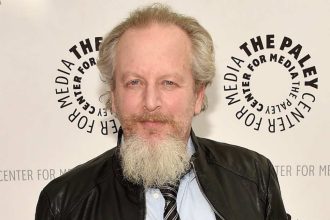 Daniel Stern Exits ABC Pilot Do You Want Kids? Amid Prostitution Scandal