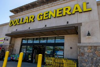Dollar General hours for New Year’s Day 2026
