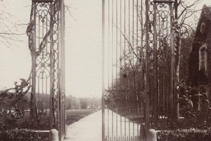 Eugène Atget, Readymade Icon