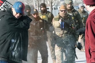 Federal immigration officers lack urban training for ongoing Minneapolis operation : NPR