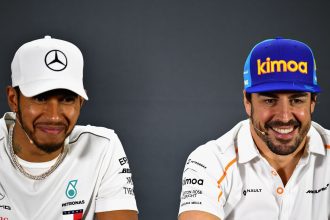Fernando Alonso rated above Lewis Hamilton as F1 analyst takes a dig at Ferrari star