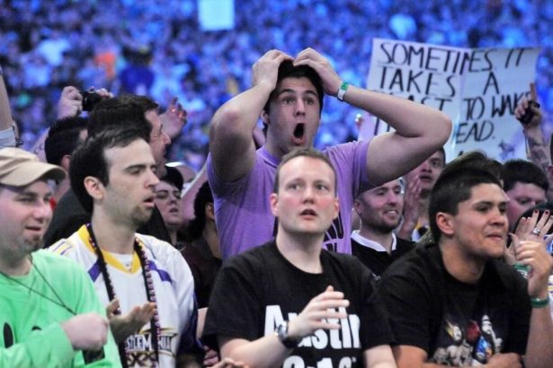 Former WWE Star Suddenly Attacked by Fan