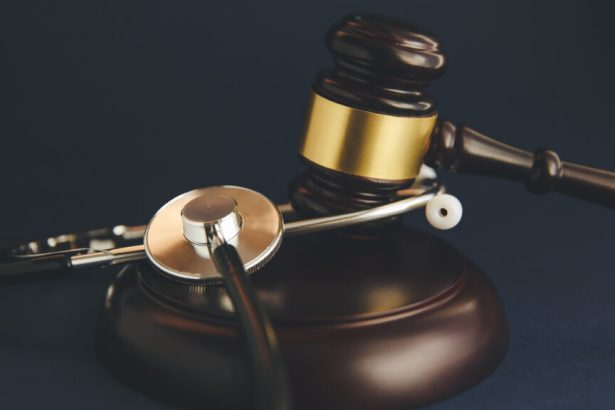 Former executives of device maker Zynex Medical indicted for fraud