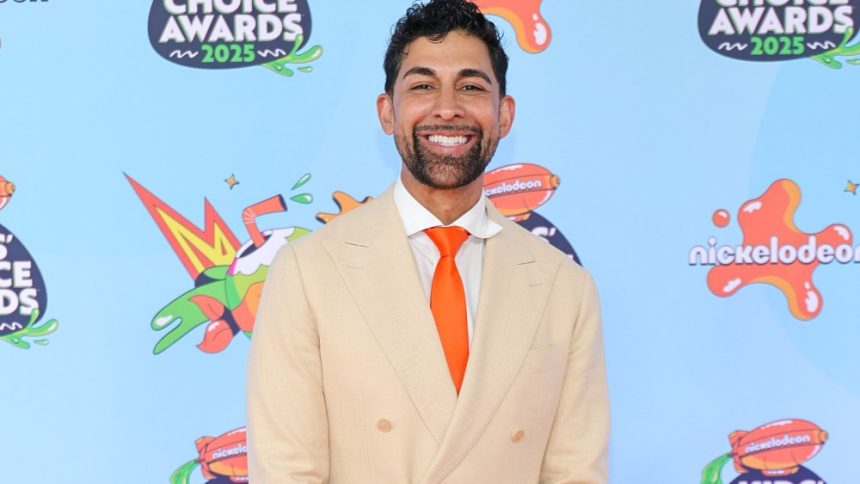 Fox Inks Deal With Dhar Mann Studios for 40 Scripted Vertical Shows on Holywater App