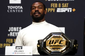 Gable Steveson: “That’s his last leg”