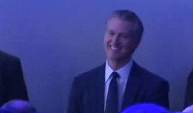 Gavin Newsom Laughs At Trump At Davos