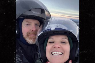 HGTV Star Leslie Davis Reveals Divorce Timeline After Engagement Bombshell