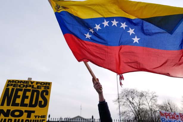 Here’s a list of U.S. officials opposing Trump’s invasion of Venezuela : NPR