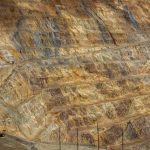 Hillgrove and Heavy Minerals sign garnet tailings processing agreement