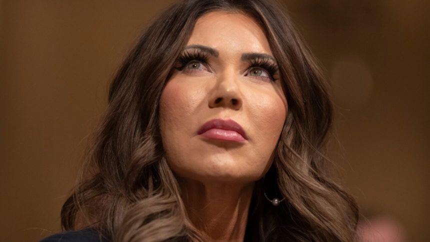 Homeland Security plans 2,000 immigration officers in Minnesota : NPR