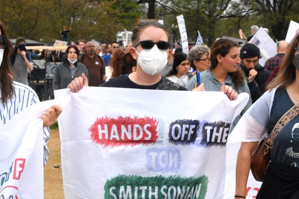 House Votes to Fund the Arts, Despite Trump Threats