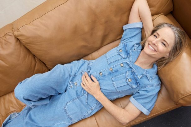 How Jodie Foster Made Peace With Fame, Family and Pursuing Artistry