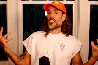 How Rape-Accused Comic Russell Brand is Still Making Millions