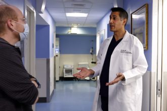 How accurate is HBO’s ‘The Pitt’? Doctors, nurses weigh in