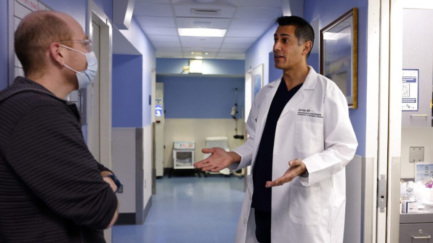 How accurate is HBO’s ‘The Pitt’? Doctors, nurses weigh in
