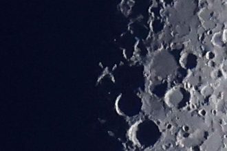How to spot the lunar X and V