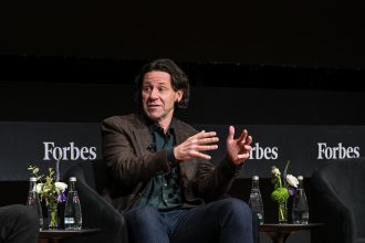 Humana’s CenterWell Pharmacy Launches Employer Venture Using Lilly’s GLP-1 Drugs