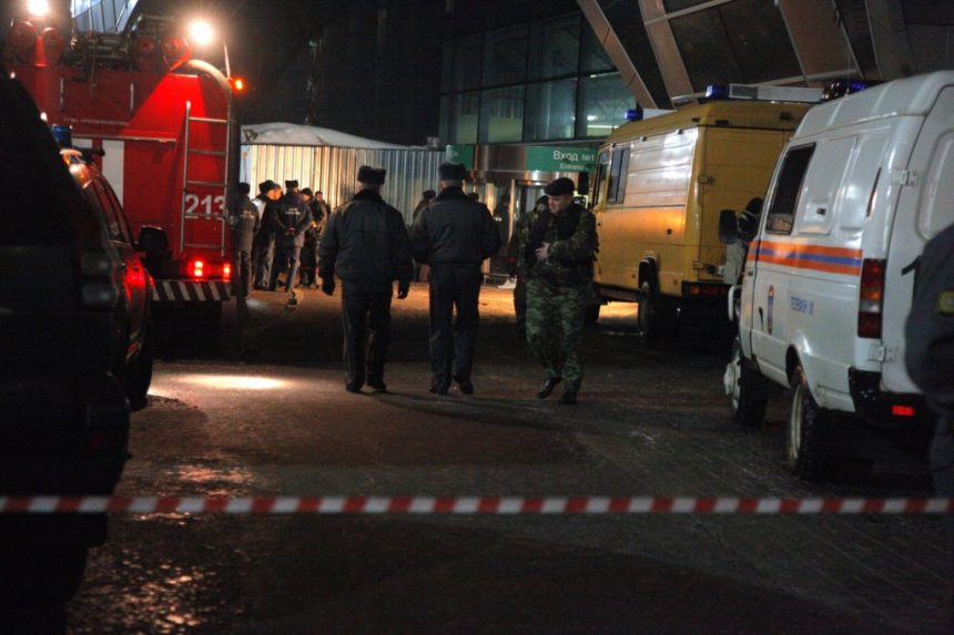 January 24, suicide bomber kills 37 at Moscow airport