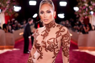 Jennifer Lopez’s K Bag Has a  Twin Hiding on Amazon