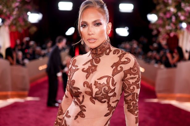 Jennifer Lopez’s K Bag Has a  Twin Hiding on Amazon