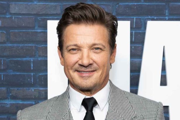 Jeremy Renner Posts About Snow Plow 3 Years After Accident  