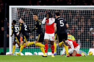 Jitters appear as loss reduces Arsenal’s lead to four points