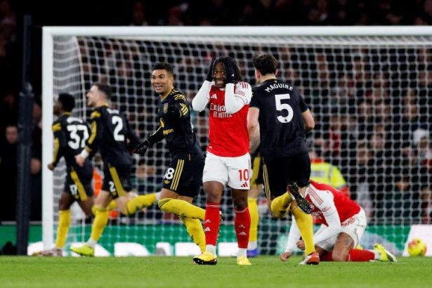 Jitters appear as loss reduces Arsenal’s lead to four points