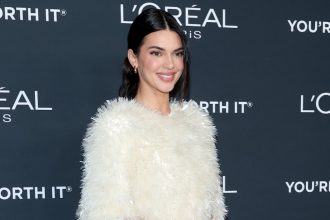 Kendall Jenner Pokes Fun at Kardashian Dating Curse in Super Bowl Ad