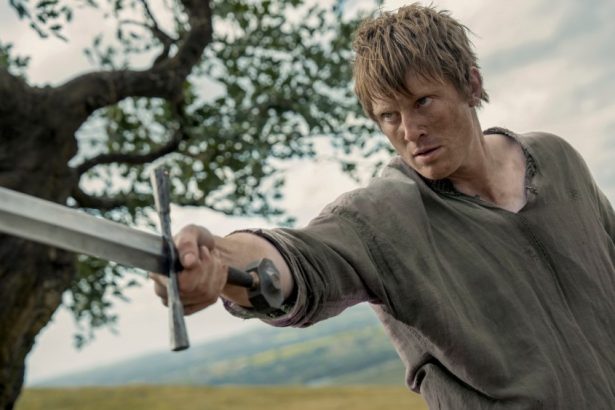 Knight of Seven Kingdoms Premiere Poop Joke, George Martin Books, More