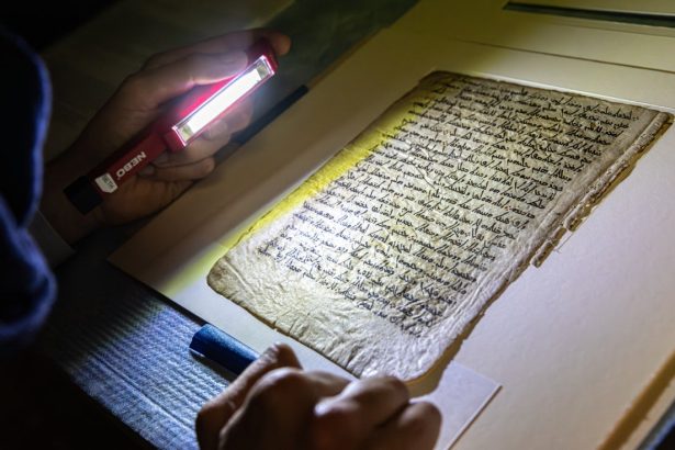 Lost ancient Greek star catalog decoded by particle accelerator