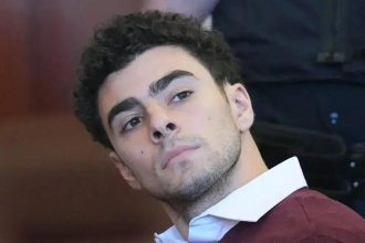 Luigi Mangione Won’t Face Death Penalty in Federal Trial for CEO Murder