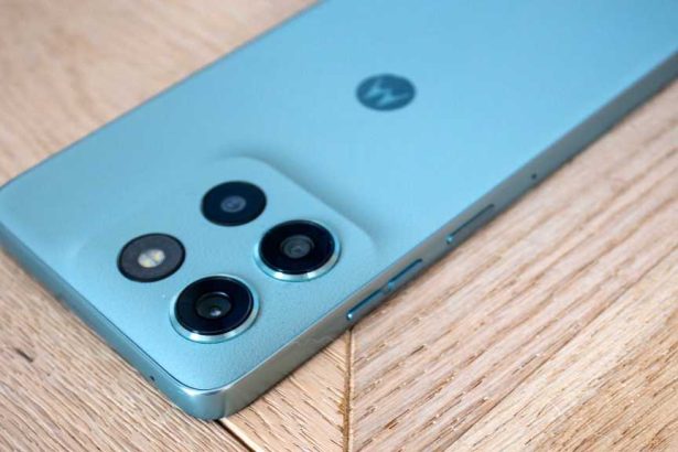 Motorola Moto G67 and G77 Specs and Images Leak